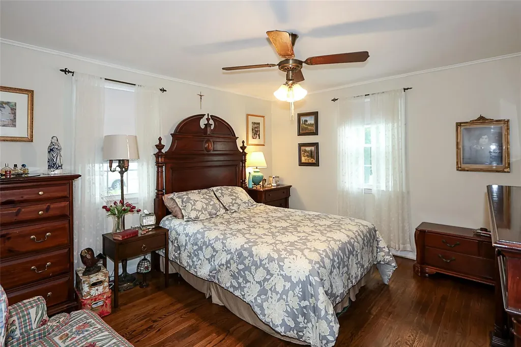 342 Northern Boulevard Saint James NY 11780
