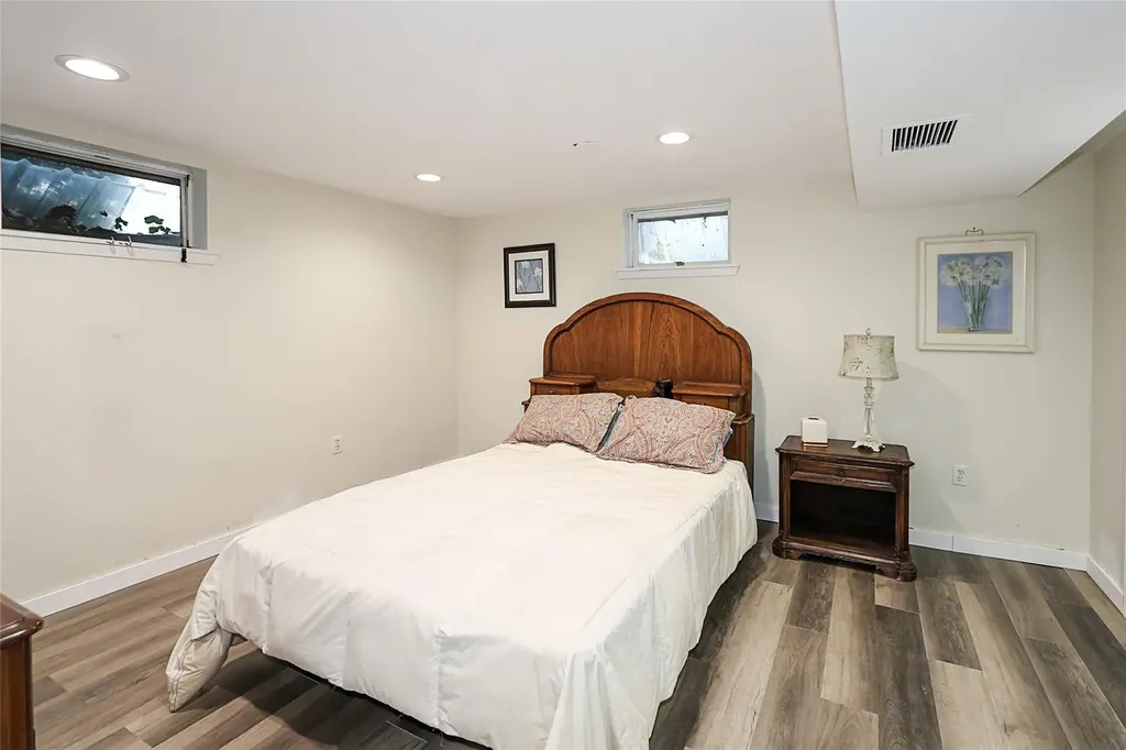 342 Northern Boulevard Saint James NY 11780