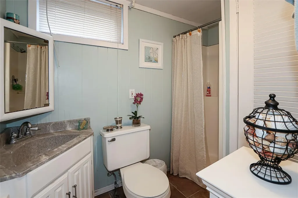 342 Northern Boulevard Saint James NY 11780