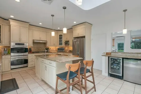 136 Fox Meadow Road Scarsdale NY 10583