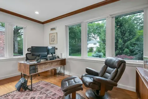 136 Fox Meadow Road Scarsdale NY 10583