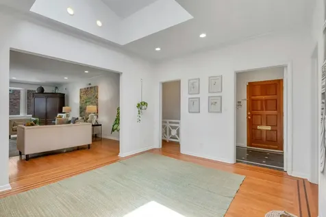 136 Fox Meadow Road Scarsdale NY 10583
