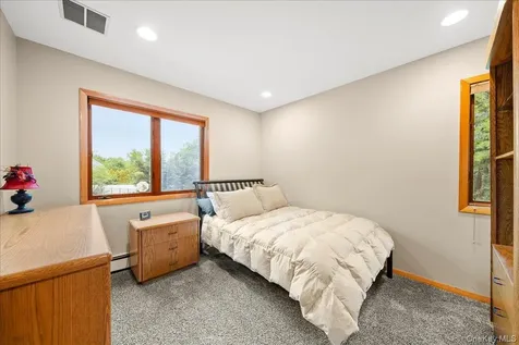 7 Kent Court Bayport NY 11705