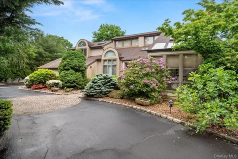 7 Kent Court Bayport NY 11705