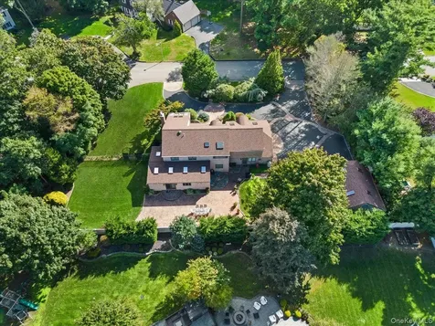 7 Kent Court Bayport NY 11705