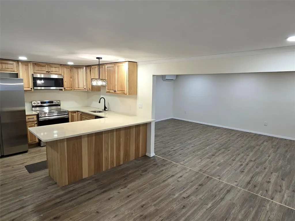 58 Periwinkle Drive Bohemia NY 11716