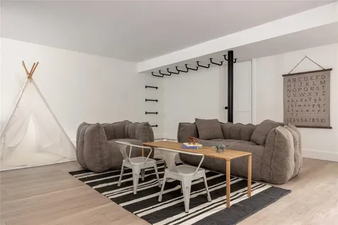 23 Crossway Scarsdale NY 10583