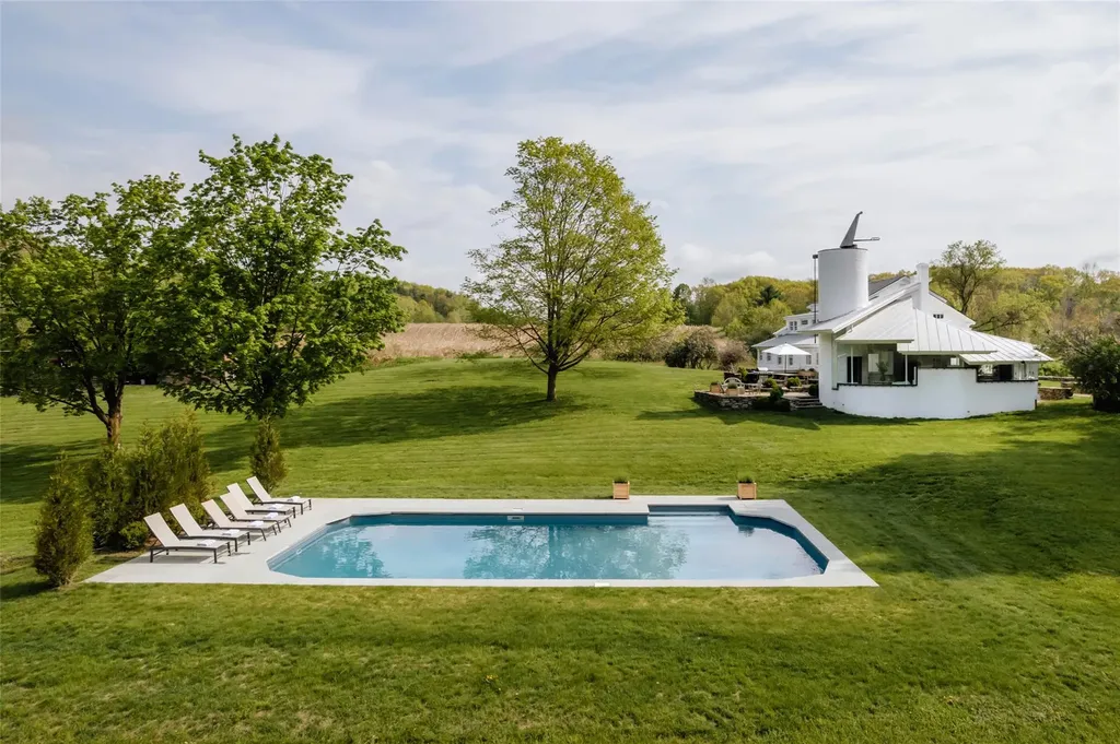 433 Rapp Road Kinderhook NY 12184