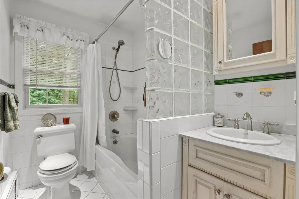 21 Oneonta Road Carmel NY 10512