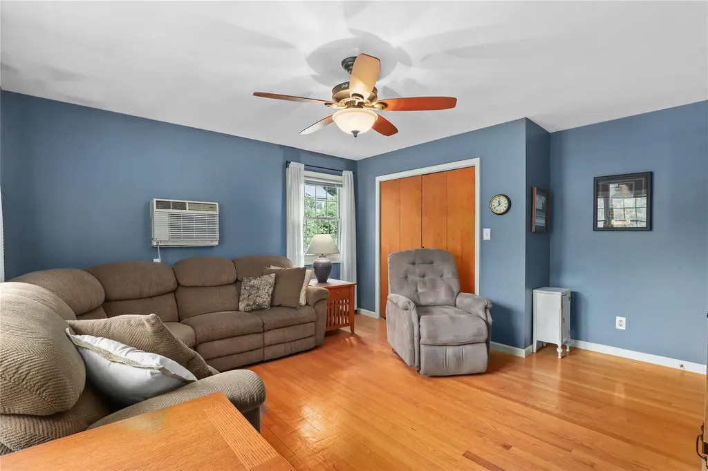 21 Oneonta Road Carmel NY 10512