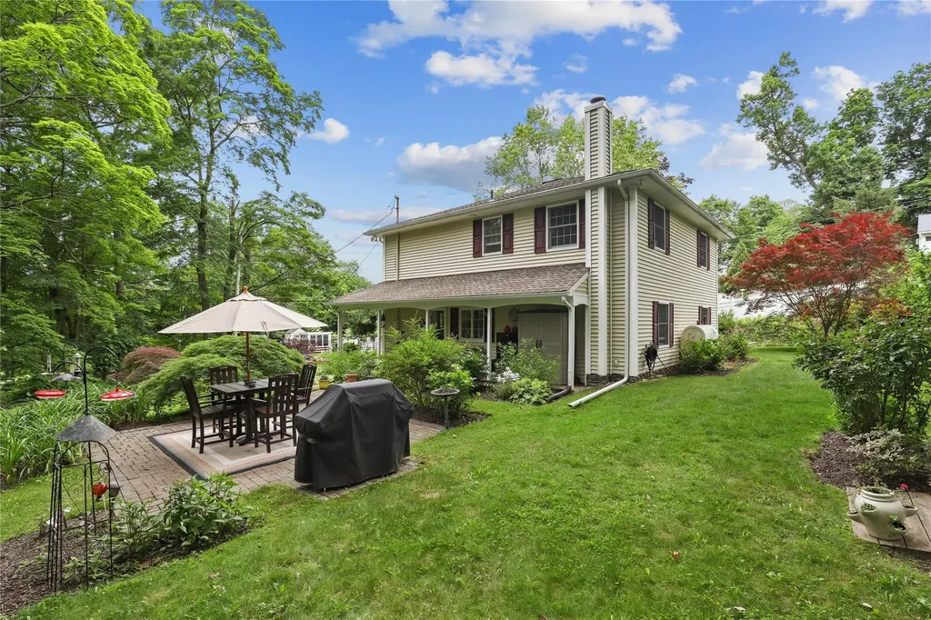 21 Oneonta Road Carmel NY 10512