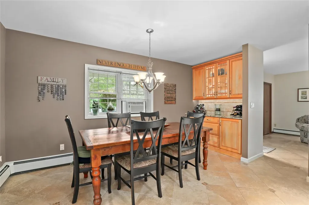 21 Oneonta Road Carmel NY 10512