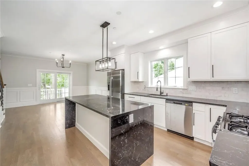 16 Underhill Place West Harrison NY 10604