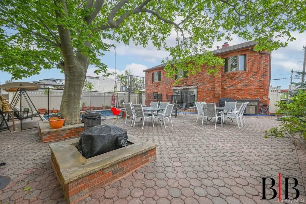 80 Whitman Drive Brooklyn NY 11234