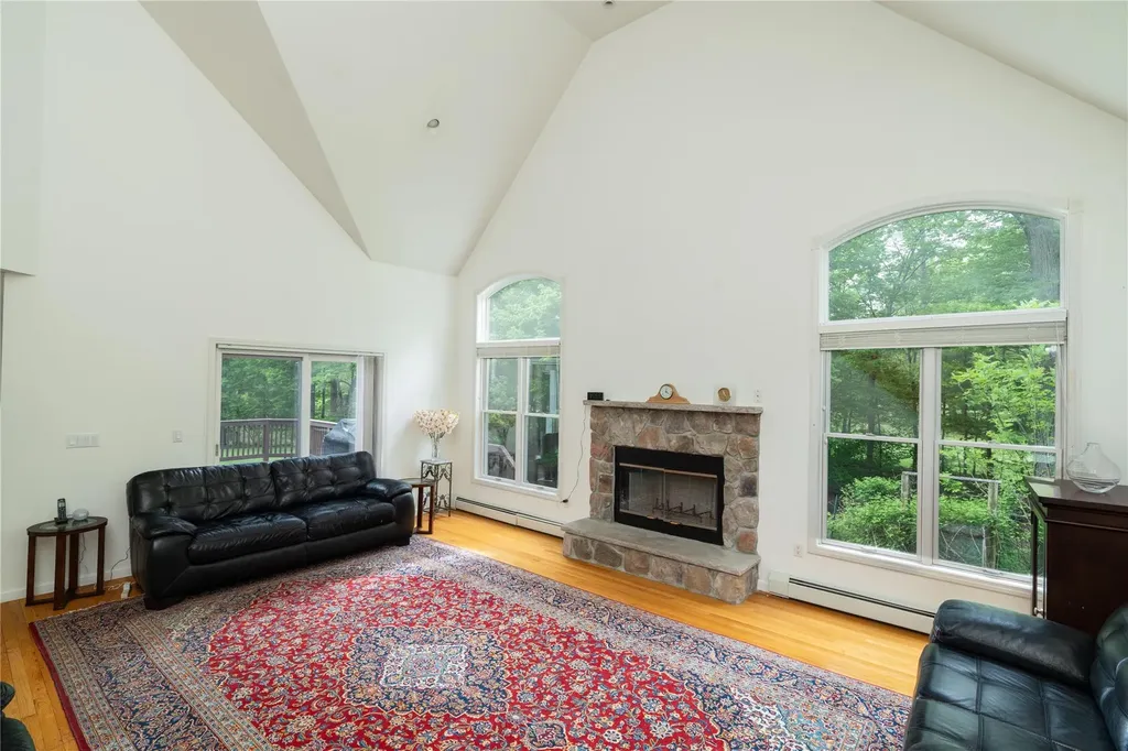 9 Golf Course Drive Suffern NY 10901
