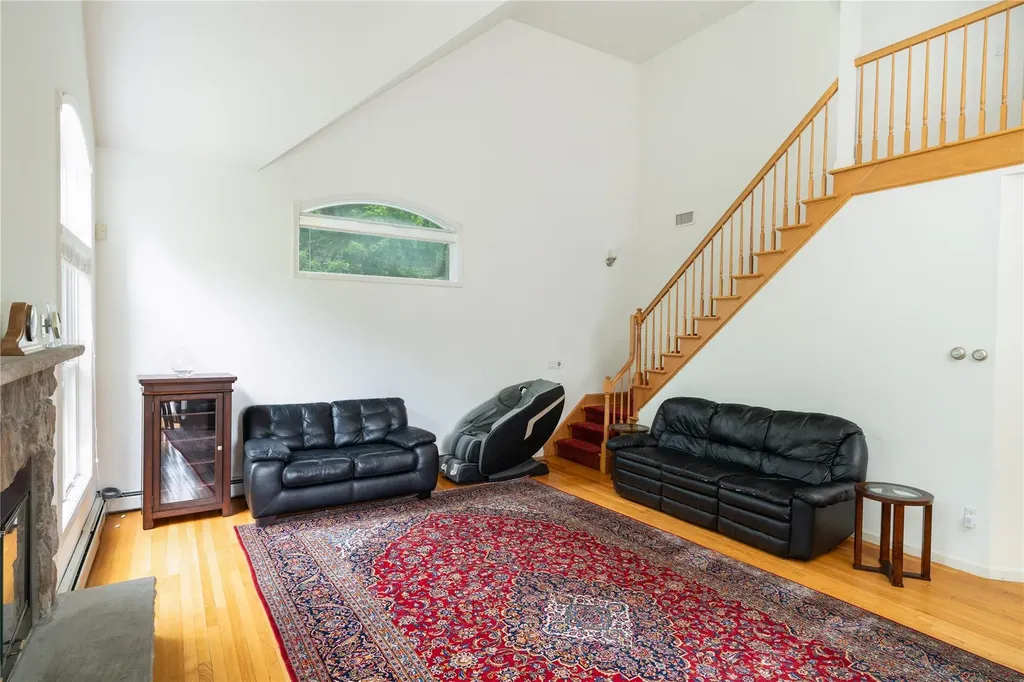 9 Golf Course Drive Suffern NY 10901
