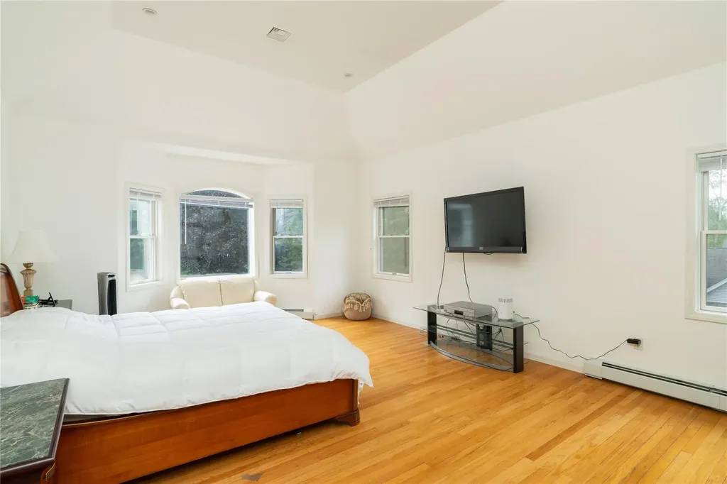 9 Golf Course Drive Suffern NY 10901