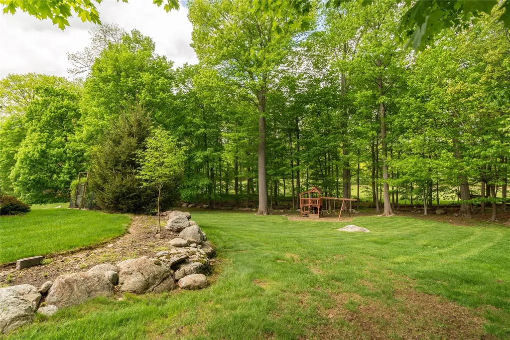 9 Golf Course Drive Suffern NY 10901
