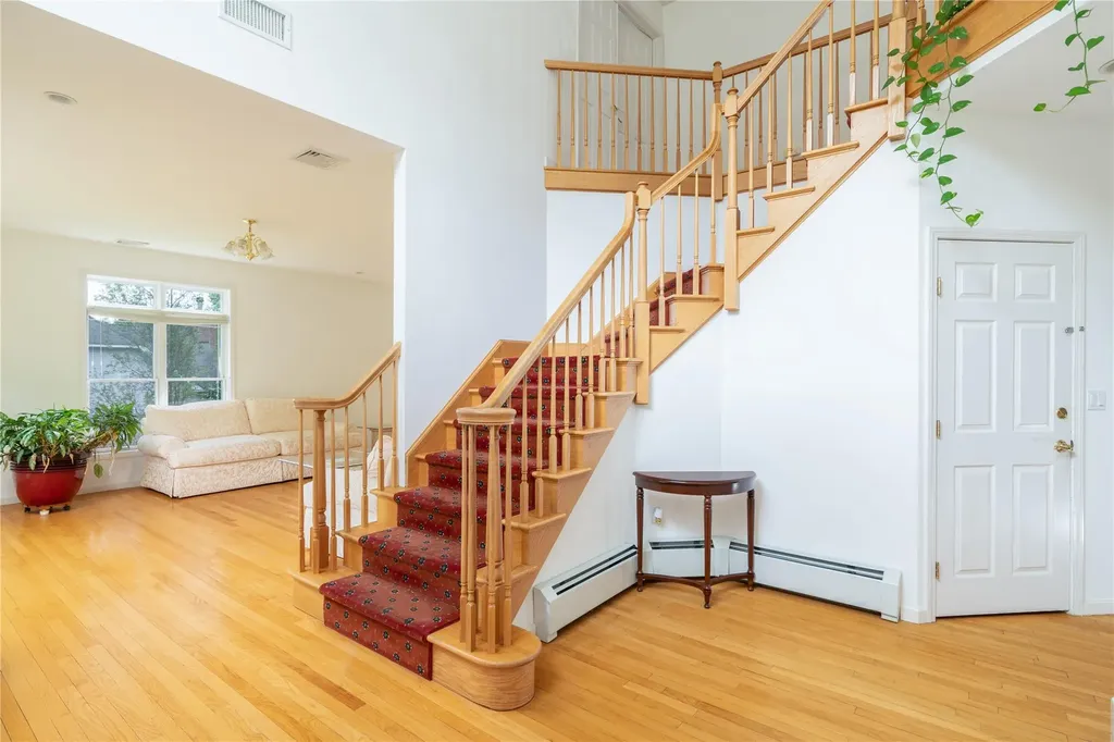 9 Golf Course Drive Suffern NY 10901