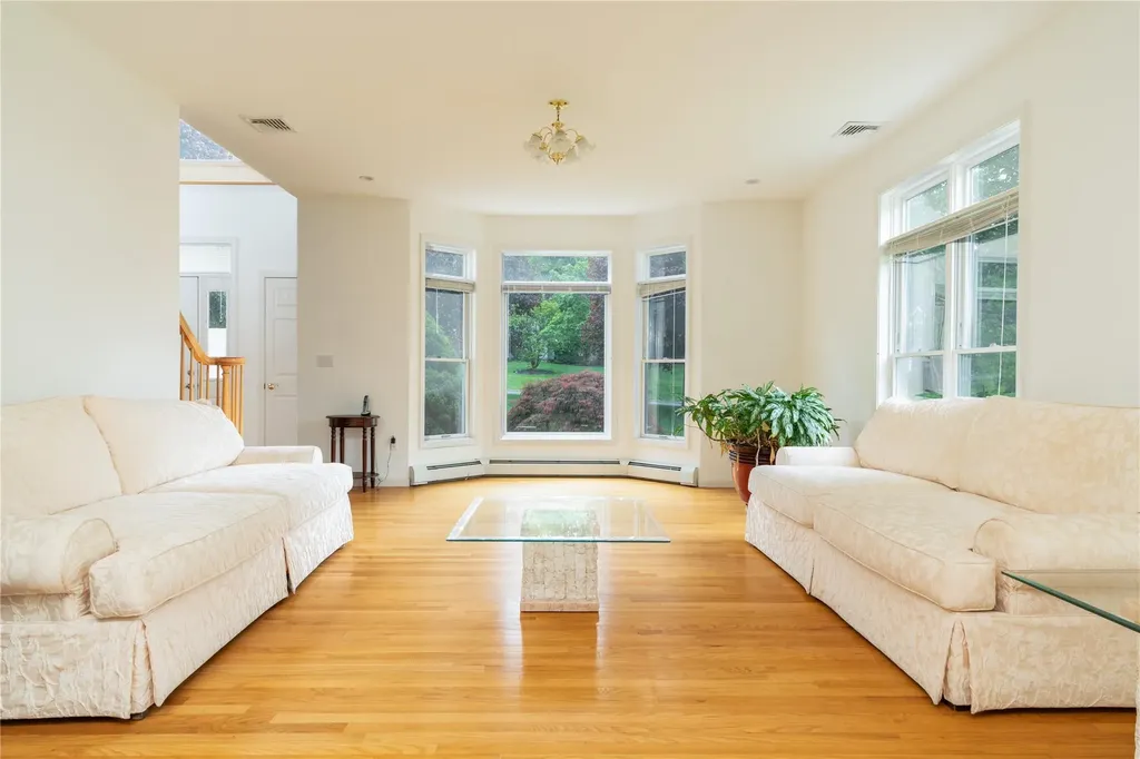 9 Golf Course Drive Suffern NY 10901