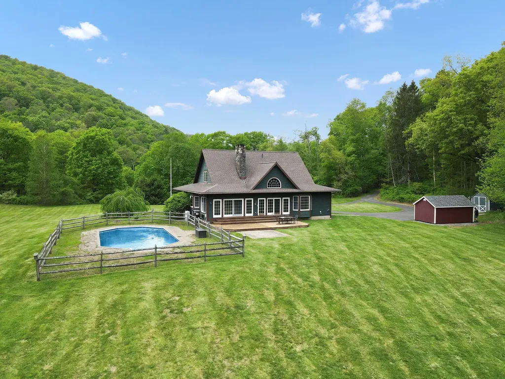 6843 Route 55 Wingdale NY 12594
