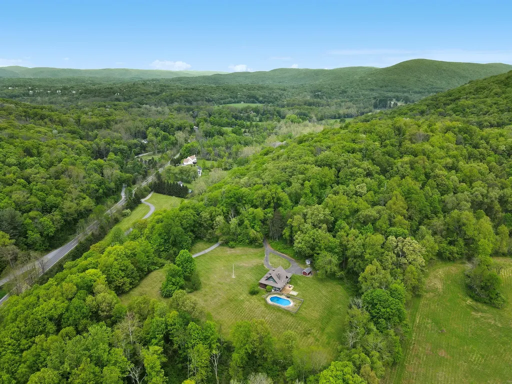 6843 Route 55 Wingdale NY 12594