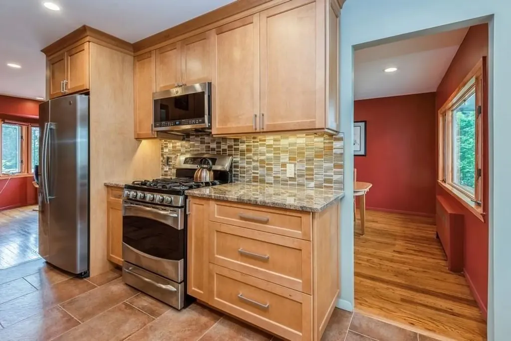 95 Nassau Avenue Plainview NY 11803