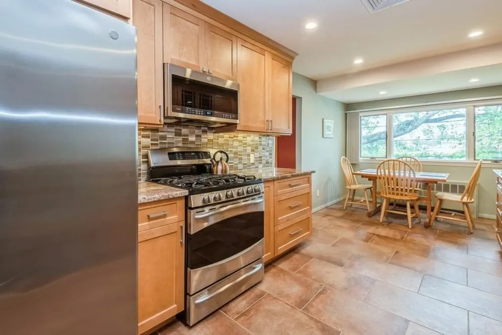 95 Nassau Avenue Plainview NY 11803