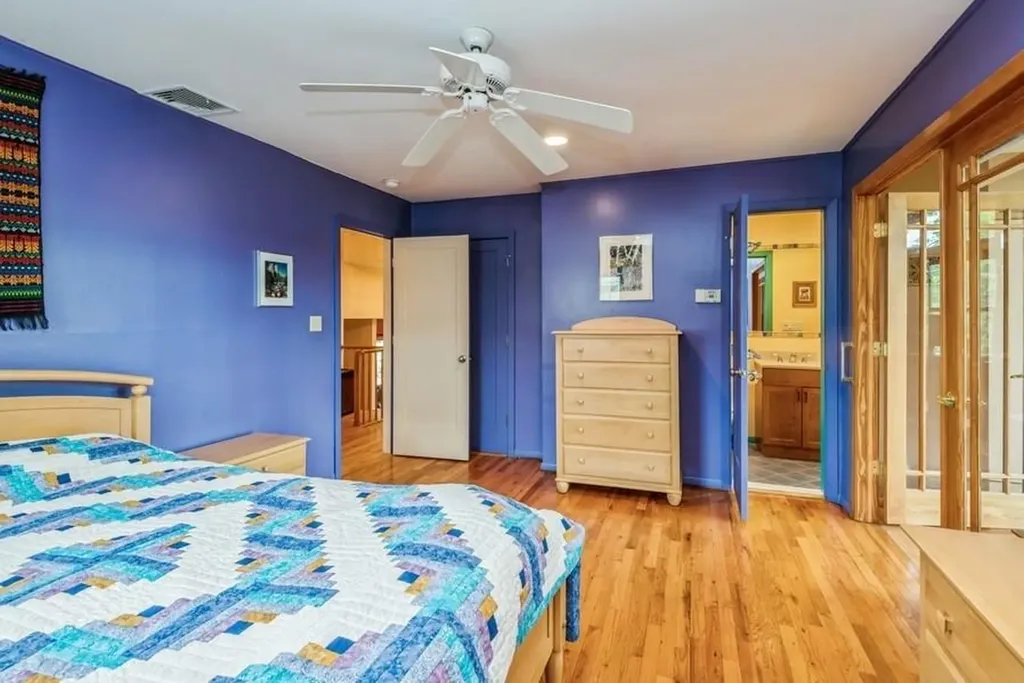 95 Nassau Avenue Plainview NY 11803