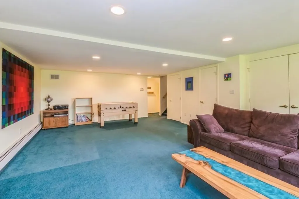95 Nassau Avenue Plainview NY 11803