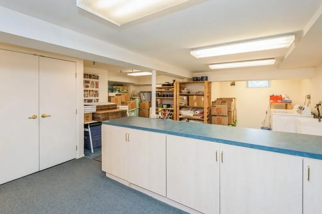 95 Nassau Avenue Plainview NY 11803