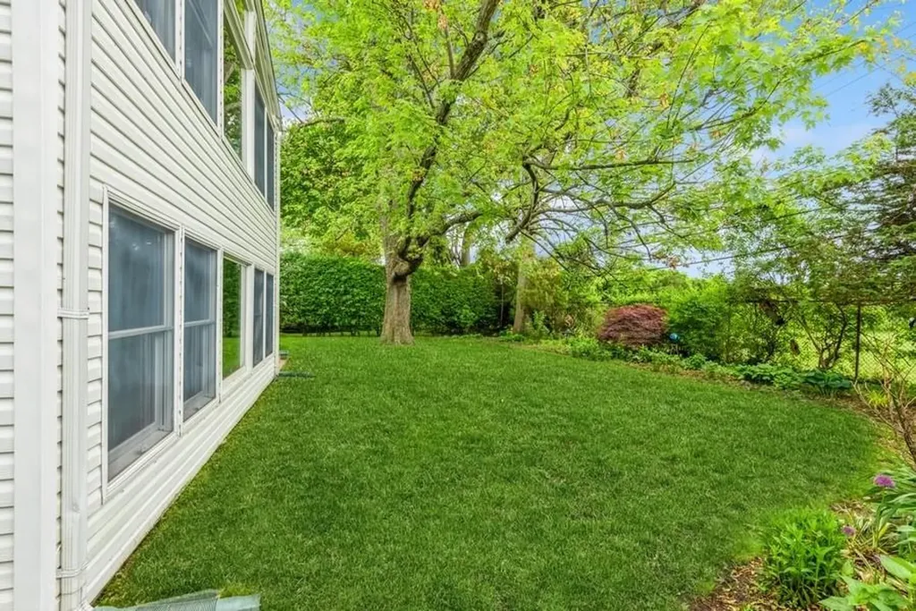 95 Nassau Avenue Plainview NY 11803