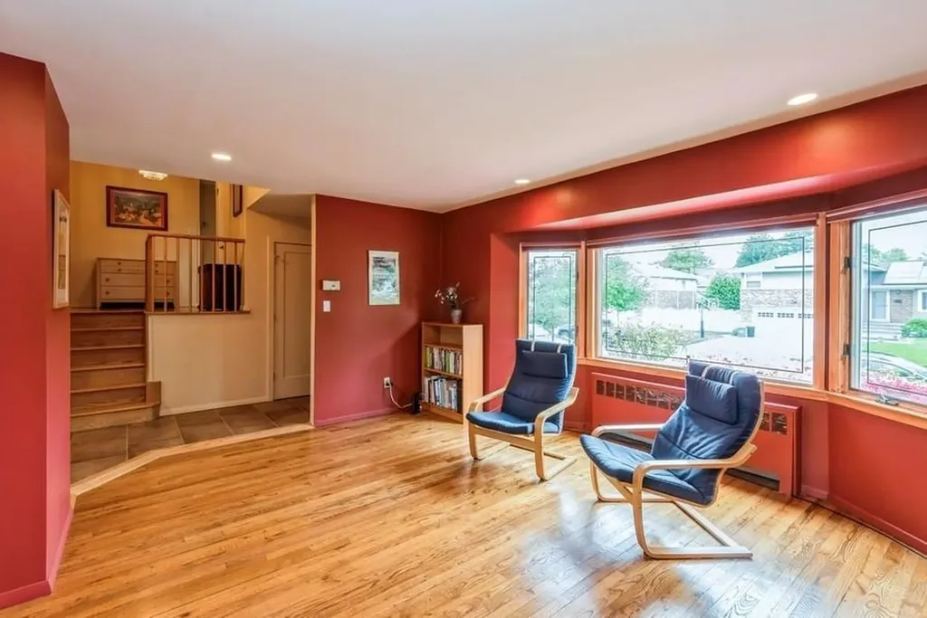 95 Nassau Avenue Plainview NY 11803