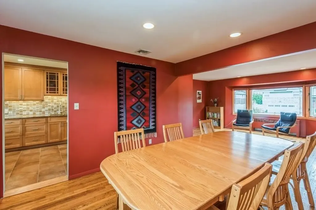 95 Nassau Avenue Plainview NY 11803