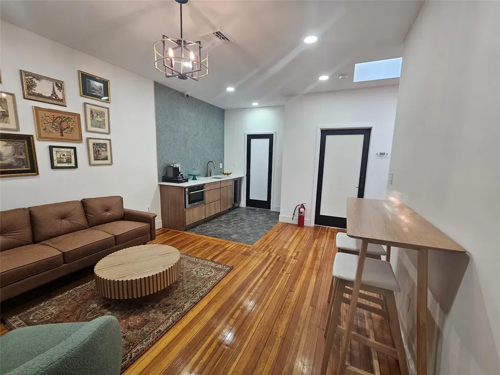456 Broadway Monticello NY 12701