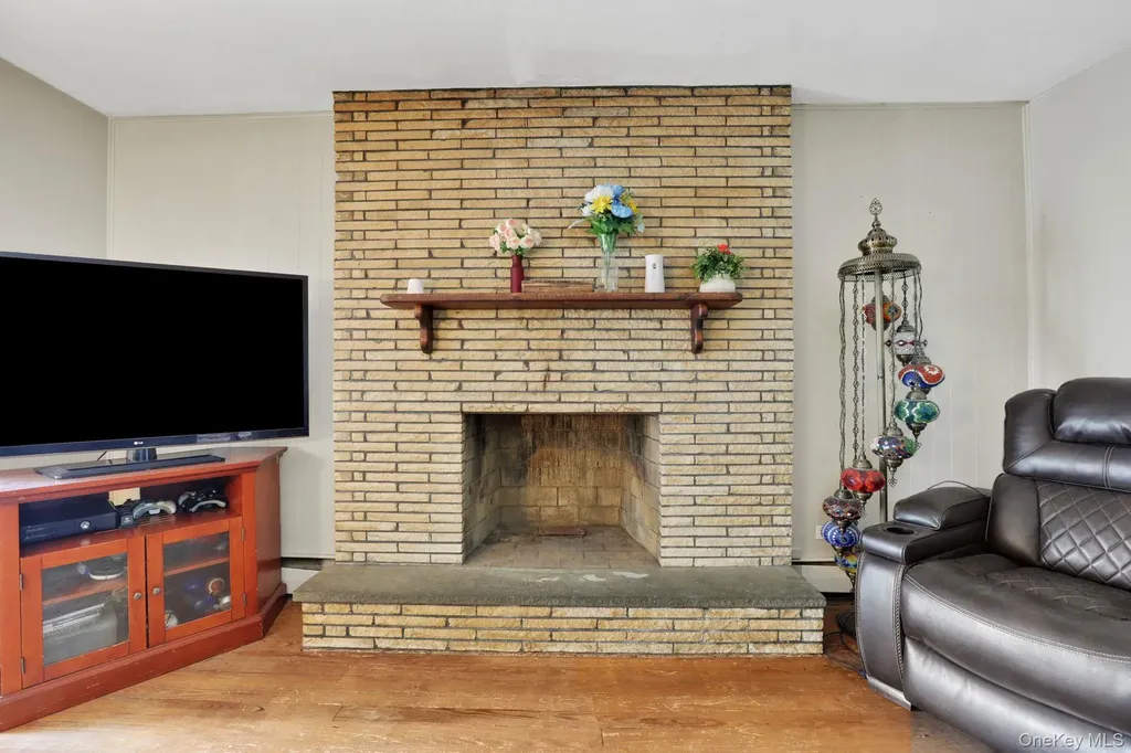 100 Harwich Street Kingston NY 12401