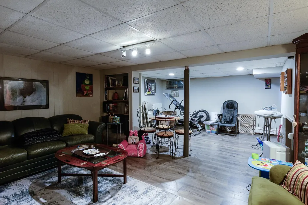 11 Crescent Street Mastic NY 11950
