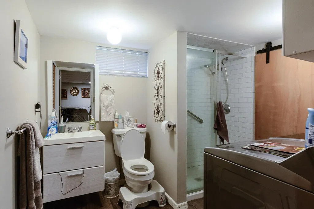 11 Crescent Street Mastic NY 11950