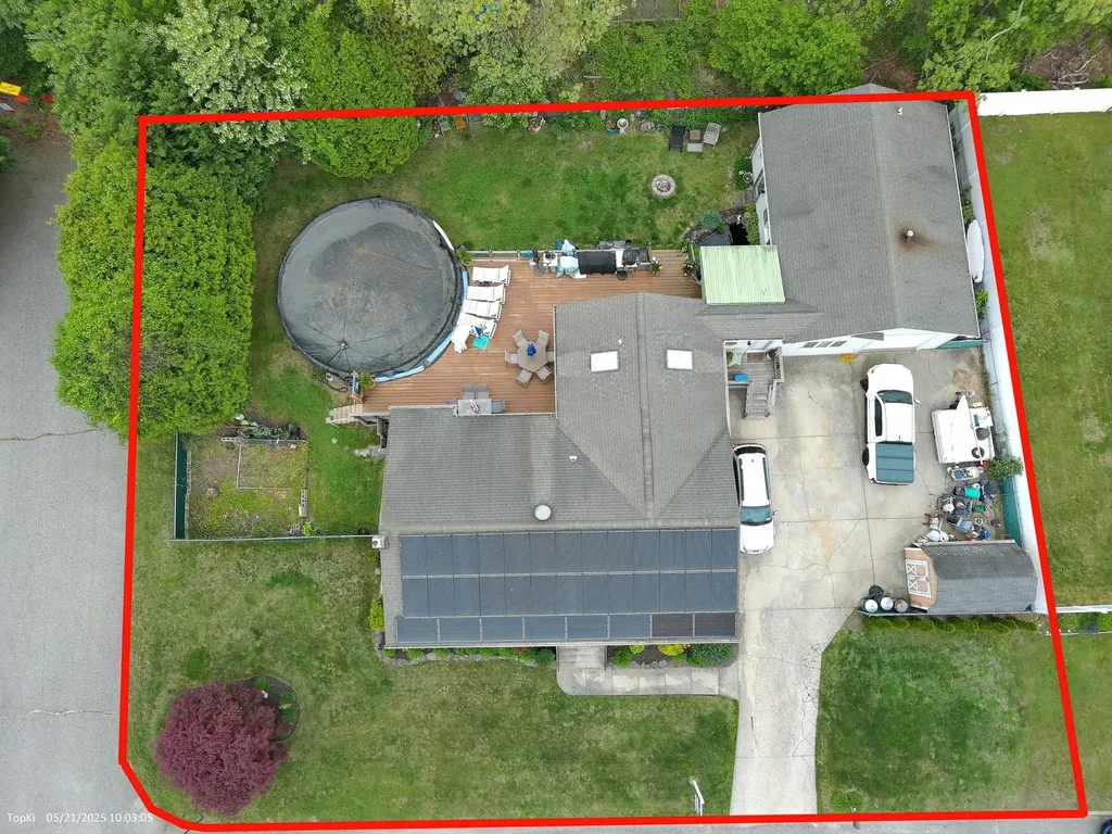 11 Crescent Street Mastic NY 11950