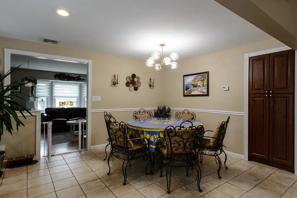 11 Crescent Street Mastic NY 11950