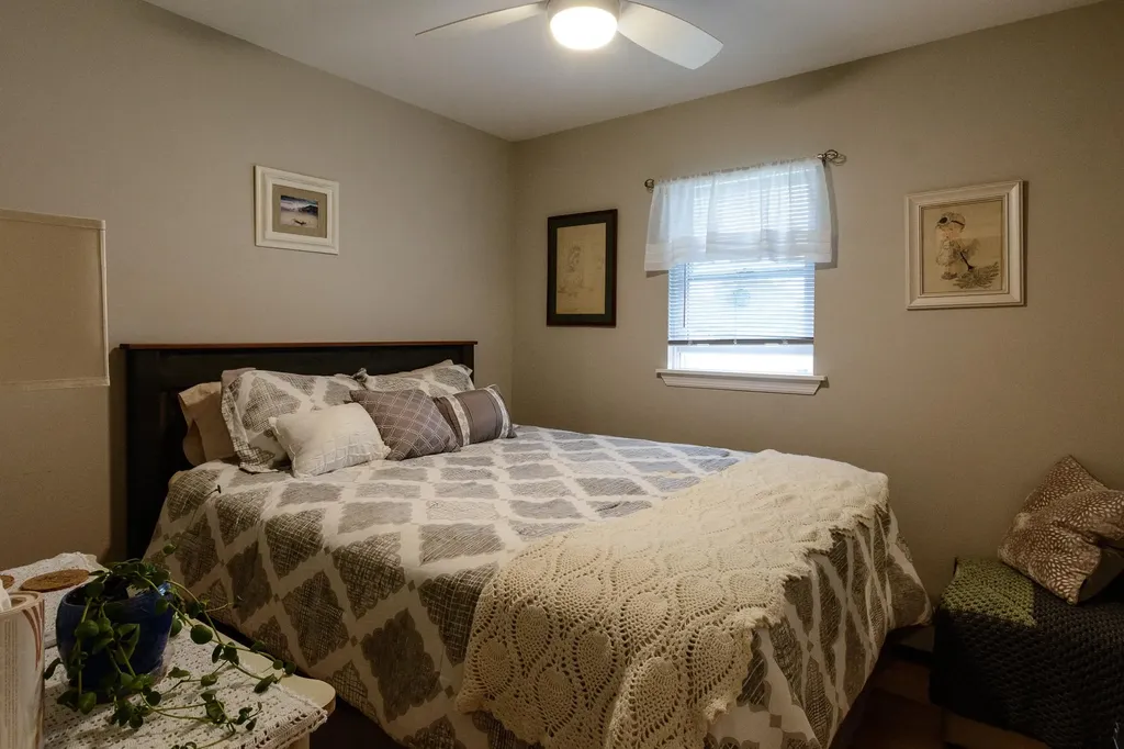 11 Crescent Street Mastic NY 11950