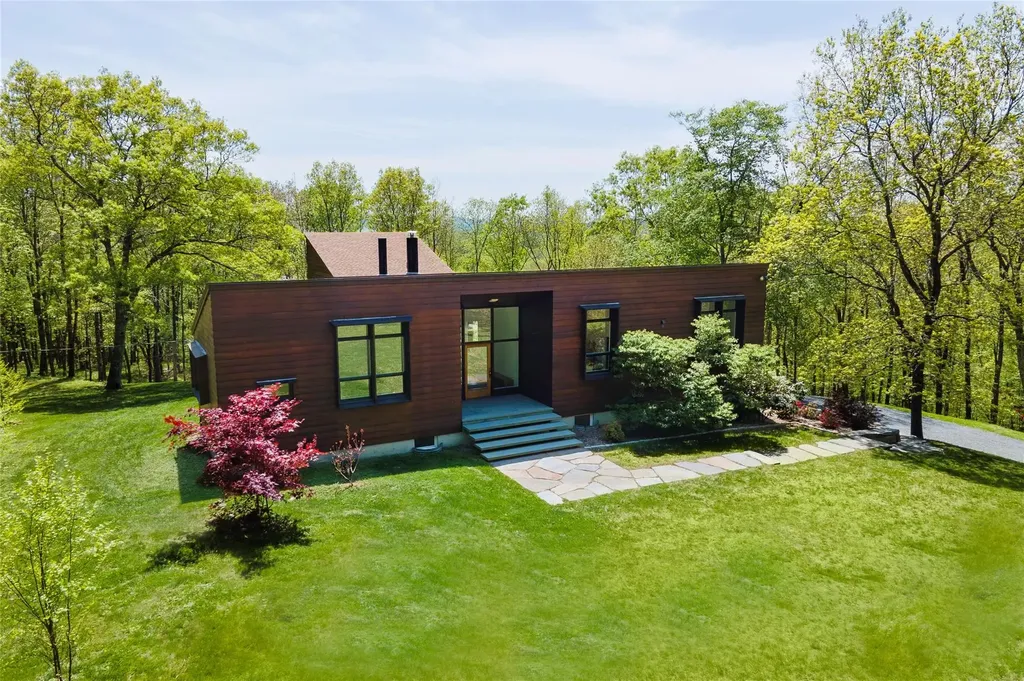 82 Moadock Road Millerton NY 12546