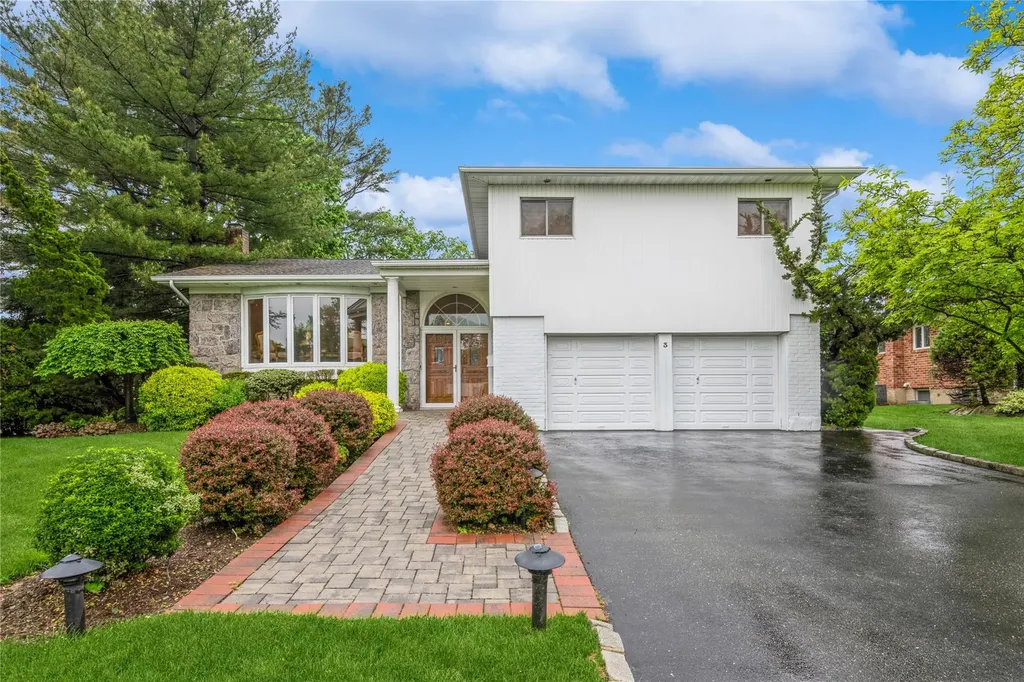 3 Schuyler Drive Jericho NY 11753