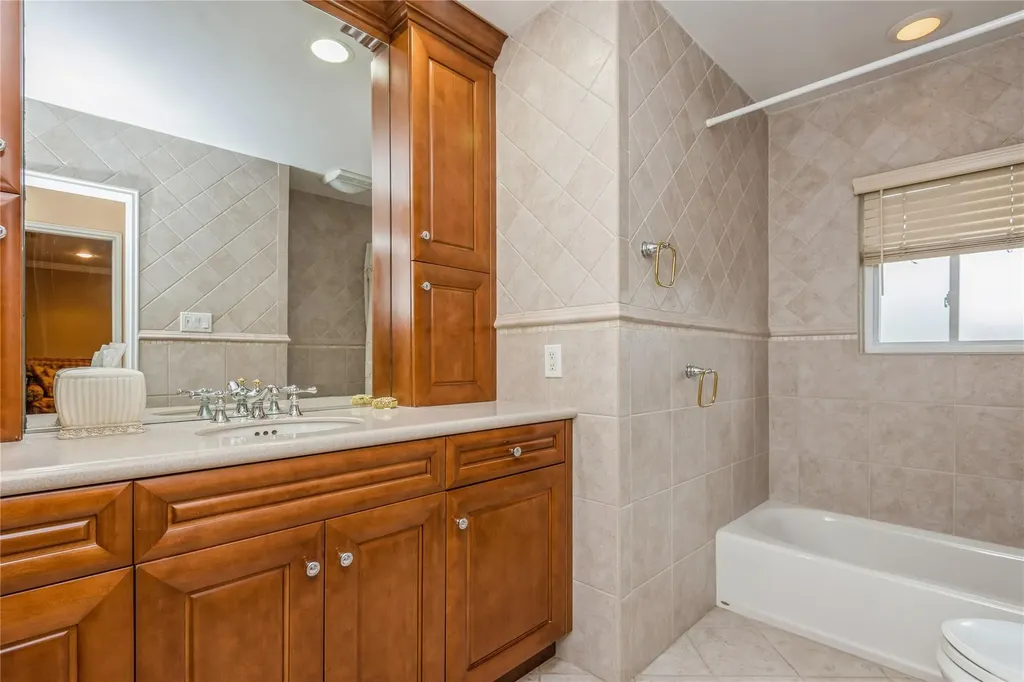 3 Schuyler Drive Jericho NY 11753