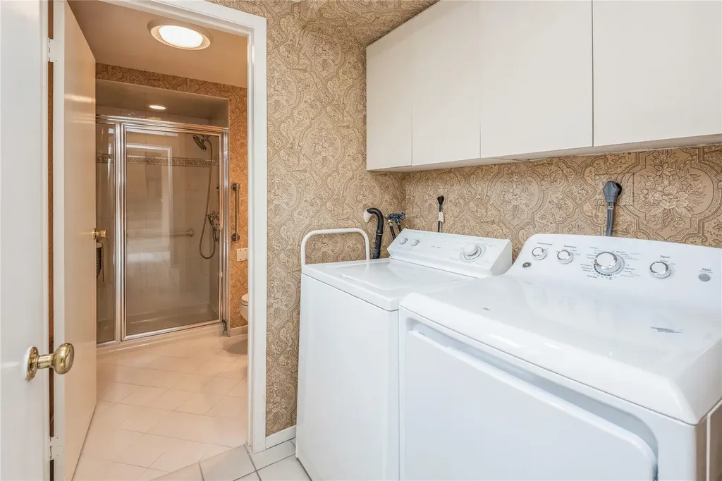 3 Schuyler Drive Jericho NY 11753