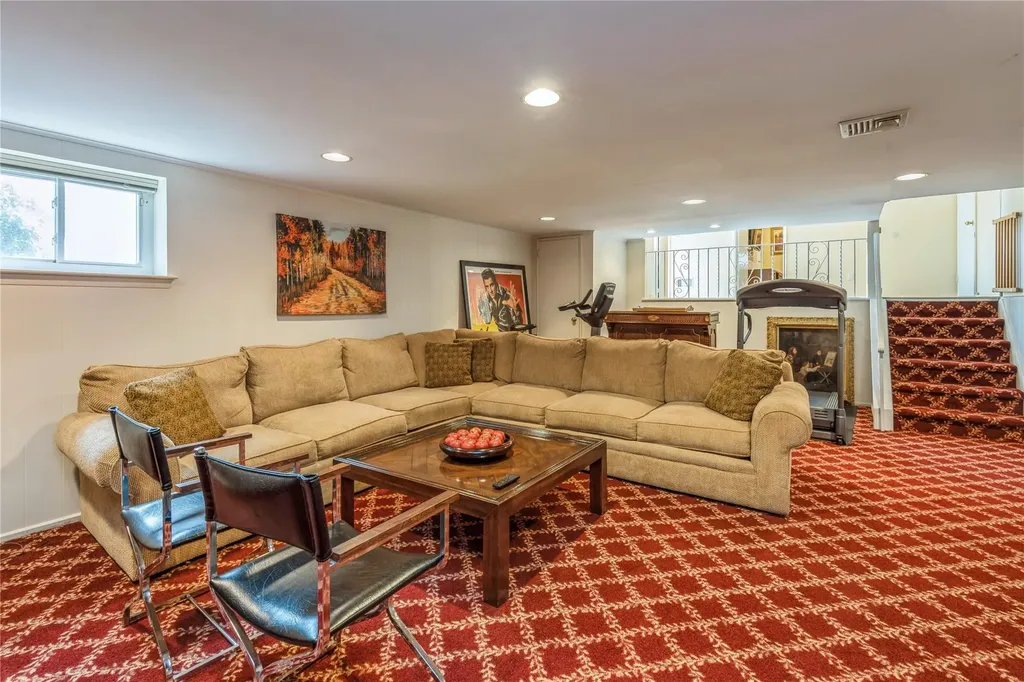3 Schuyler Drive Jericho NY 11753