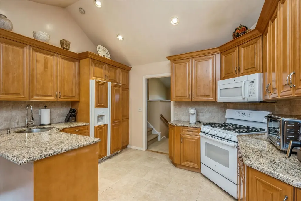 3 Schuyler Drive Jericho NY 11753