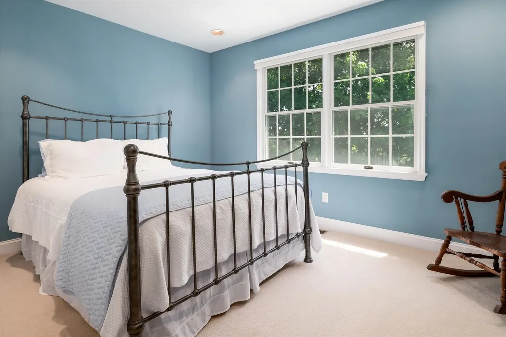 8 Paddock Road White Plains NY 10605
