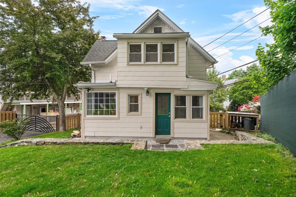 1219 Maple Avenue Peekskill NY 10566