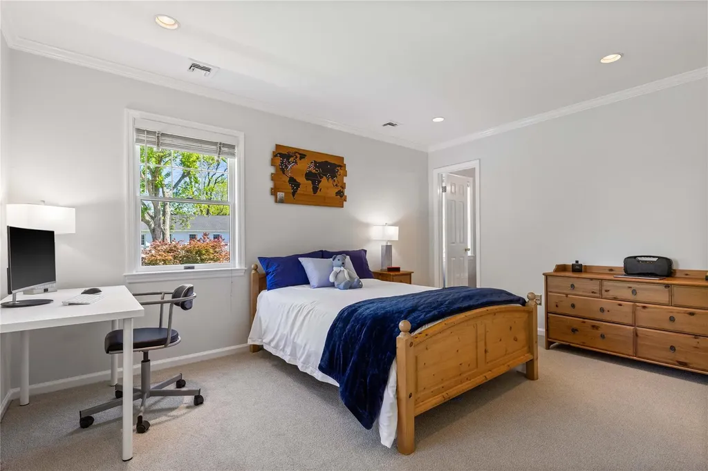2 Robert Crisfield Place Rye NY 10580